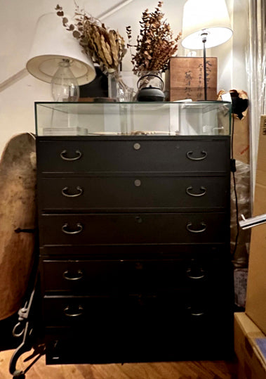 ANTIQUE CLOSET-箪笥